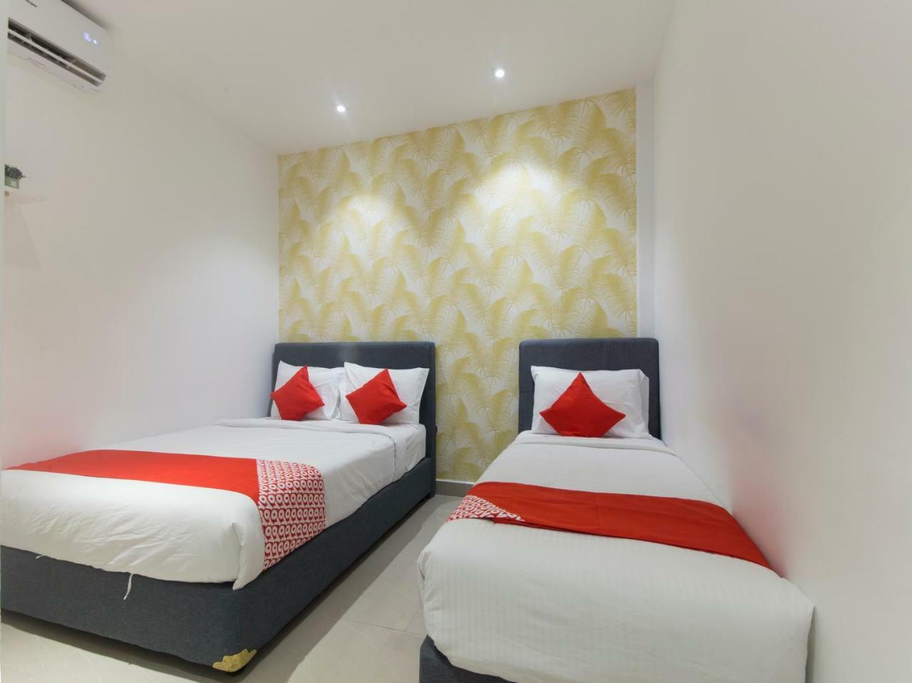 Oyo 90121 Summer House Bed & Cafe Kuala Lumpur Buitenkant foto