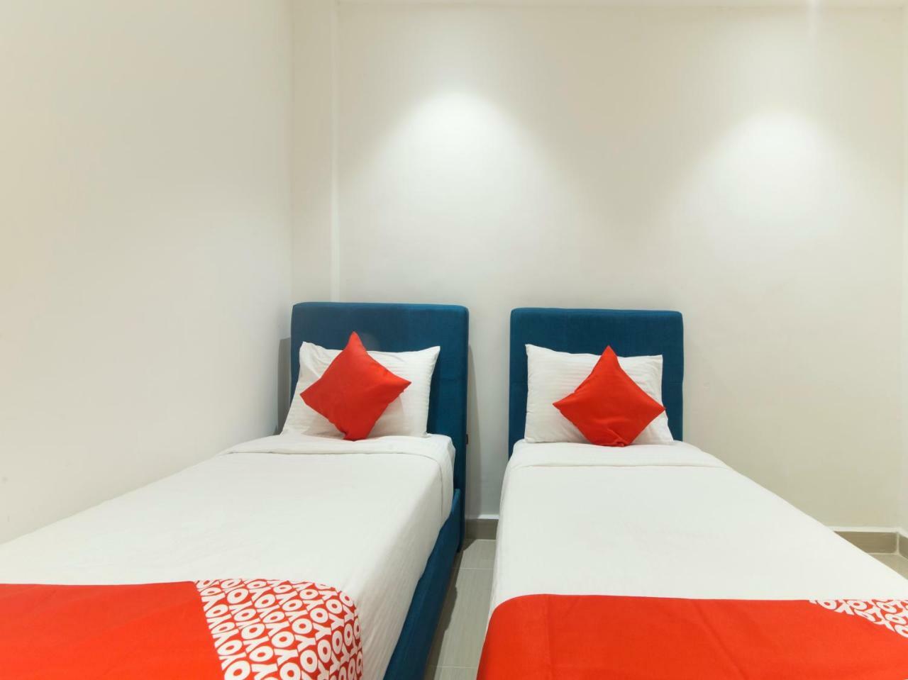 Oyo 90121 Summer House Bed & Cafe Kuala Lumpur Buitenkant foto