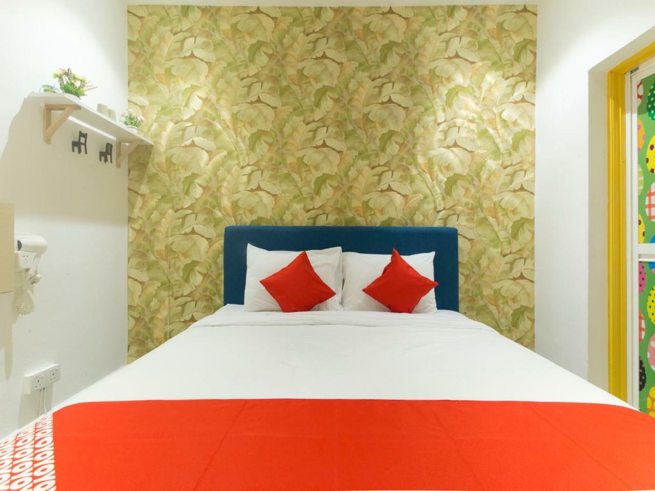 Oyo 90121 Summer House Bed & Cafe Kuala Lumpur Buitenkant foto