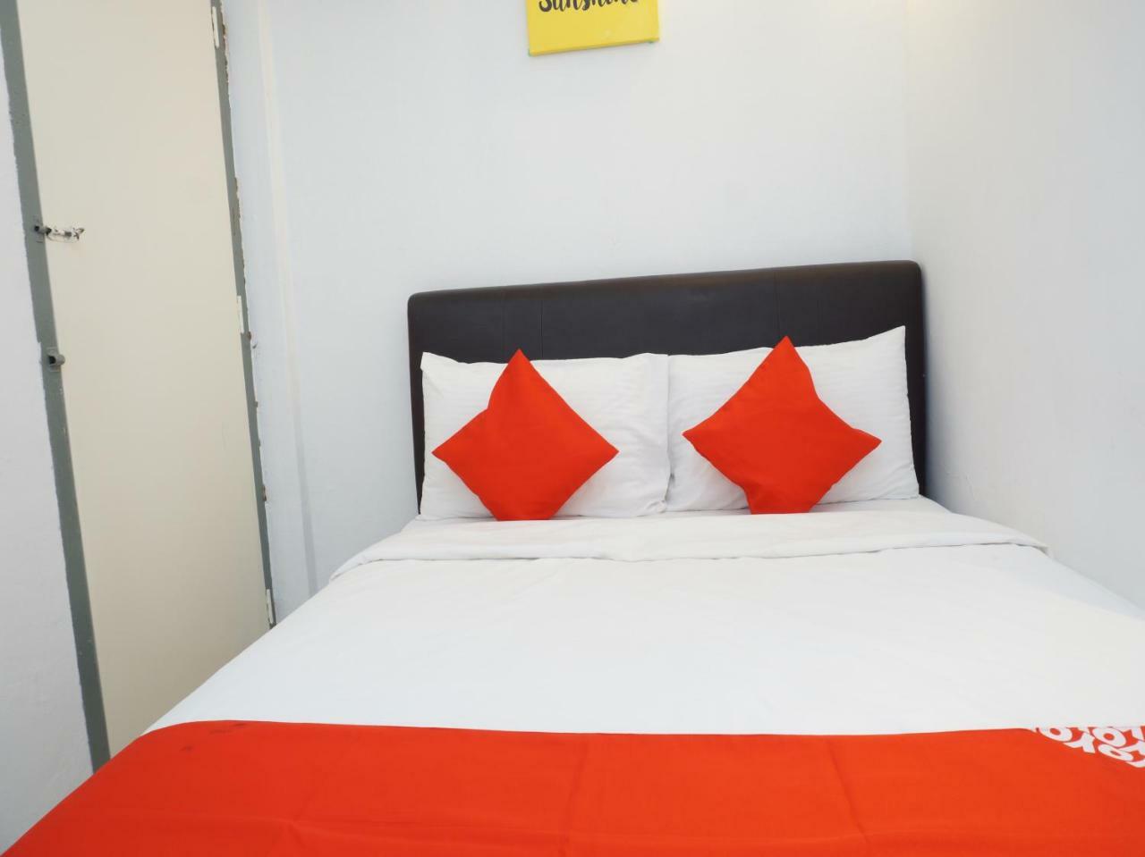Oyo 90121 Summer House Bed & Cafe Kuala Lumpur Buitenkant foto
