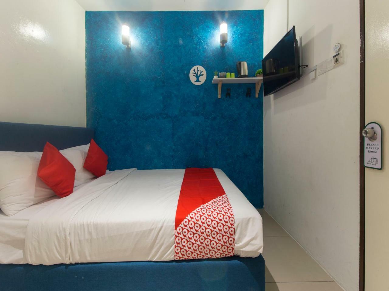 Oyo 90121 Summer House Bed & Cafe Kuala Lumpur Buitenkant foto