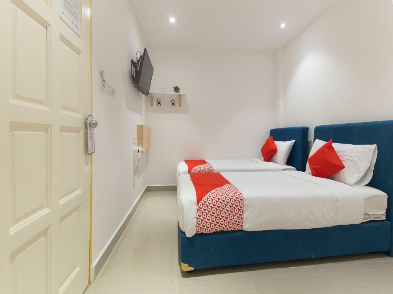 Oyo 90121 Summer House Bed & Cafe Kuala Lumpur Buitenkant foto