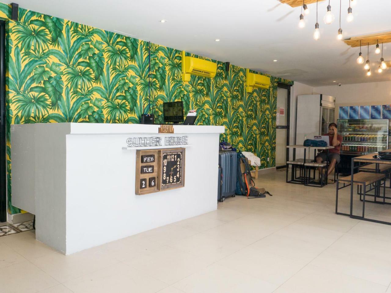 Oyo 90121 Summer House Bed & Cafe Kuala Lumpur Buitenkant foto