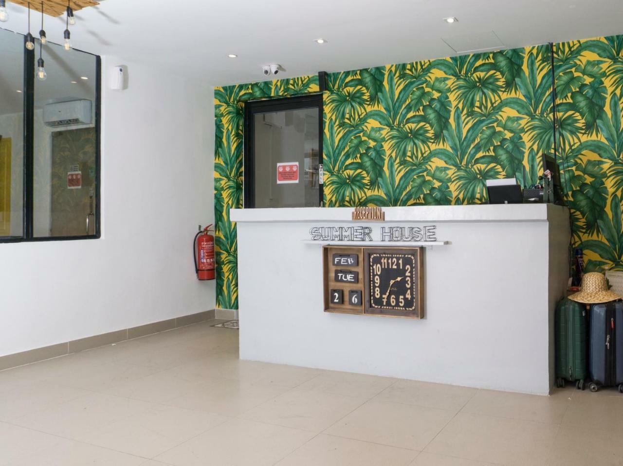 Oyo 90121 Summer House Bed & Cafe Kuala Lumpur Buitenkant foto