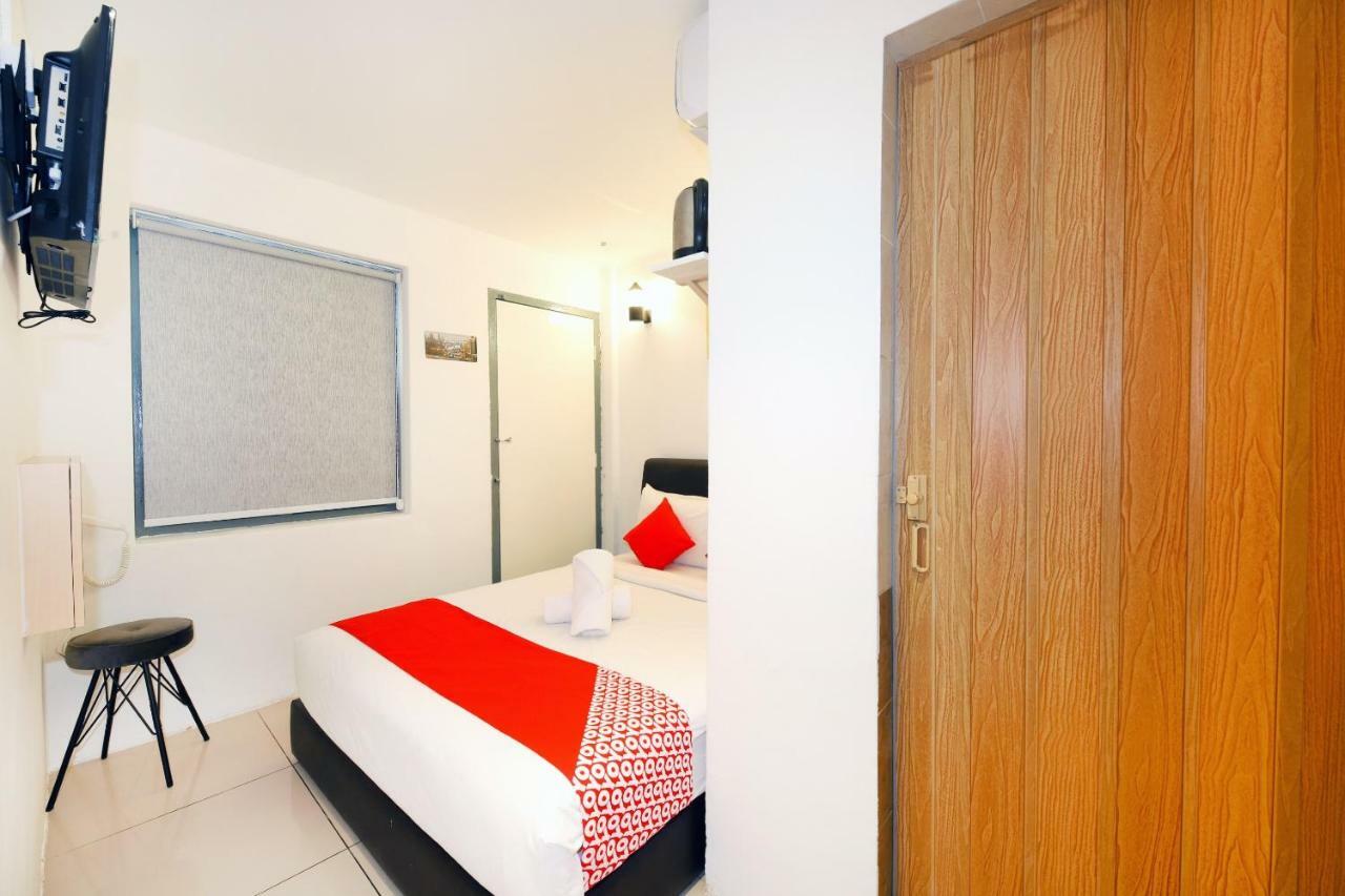 Oyo 90121 Summer House Bed & Cafe Kuala Lumpur Buitenkant foto
